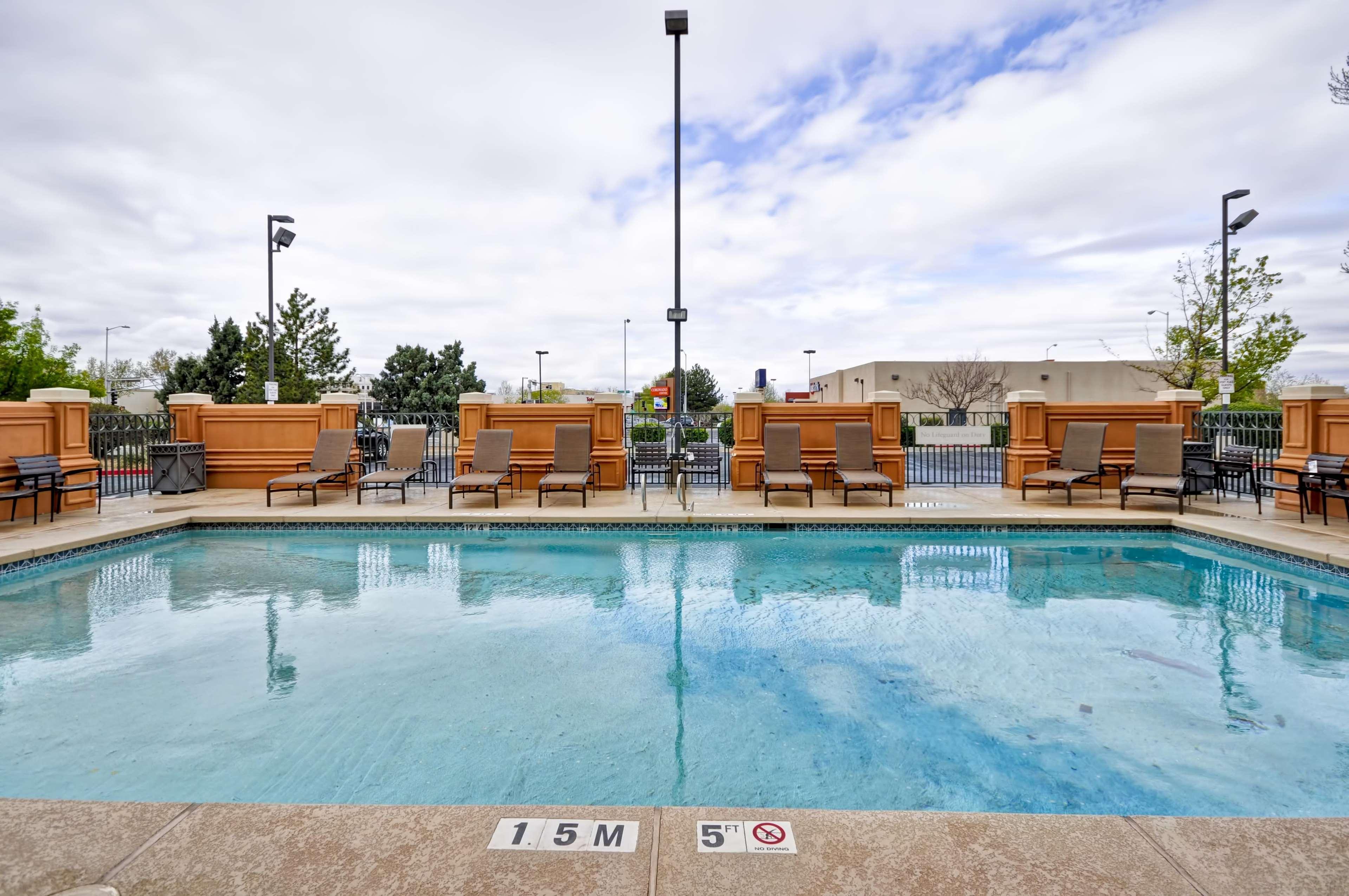 Hyatt Place Albuquerque Uptown Exterior foto